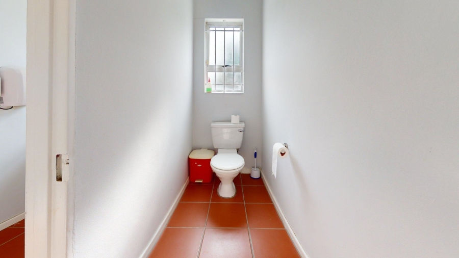 To Let commercial Property for Rent in Walmer Eastern Cape